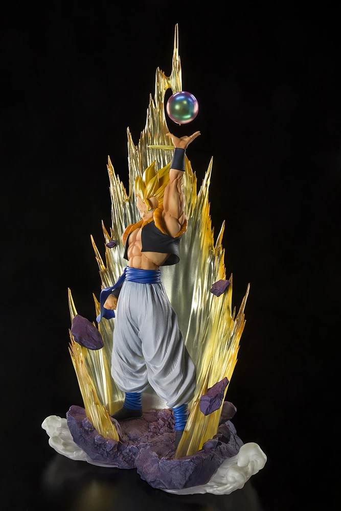 BANDAI DBZ FIGUARTS ZERO SUPER SAIYAN GOGETA FUSION REBORN 28cm 9 BANDAI DBZ FIGUARTS ZERO SUPER SAIYAN GOGETA FUSION REBORN 28cm – Image 7