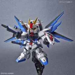 BANDAI GUN82949 GUNPLA SD GUNDAM CROSS SILHOUETTE FREEDOM GUNDAM -Célèbre Jouets Magasin sdgcs008 freedom gundam 2