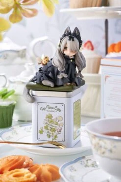 RIBOSE Decorated Life Collection Statuette PVC Tea Time Cats British Shorthair 18 Cm -Célèbre Jouets Magasin x rbs19010 e