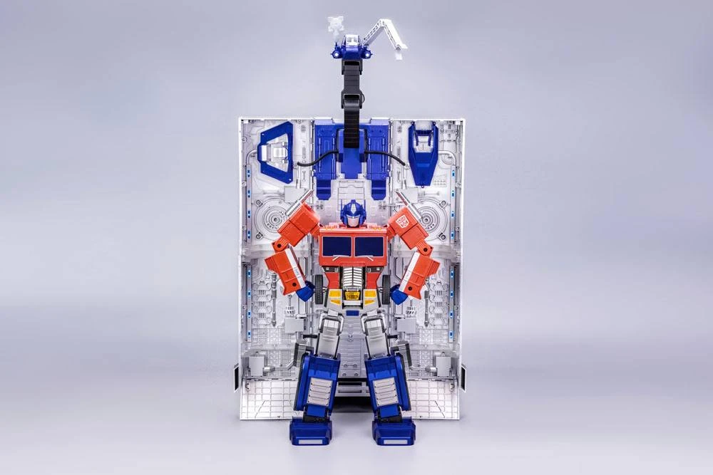 ROBOSEN Transformers Robot Auto-transformable Interactif Optimus Prime Flagship Trailer Kit 91 Cm 11 ROBOSEN Transformers Robot Auto-transformable Interactif Optimus Prime Flagship Trailer Kit 91 Cm – Image 9